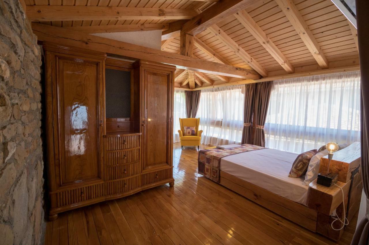 Guest House Epochs Since 1871 Лясковец Экстерьер фото